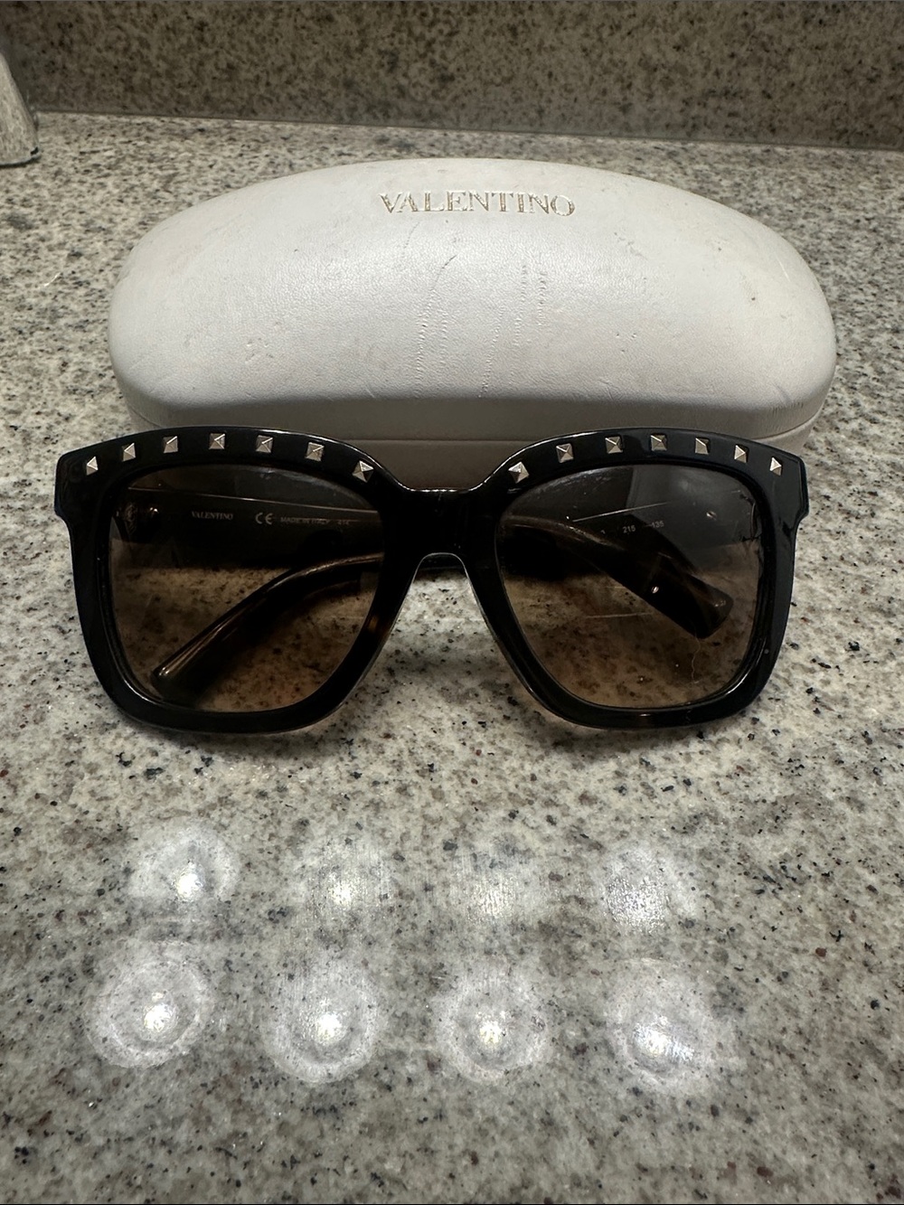 Authentic Valentino Tortoise shell Brown Rockstud Oversized Sunglasses